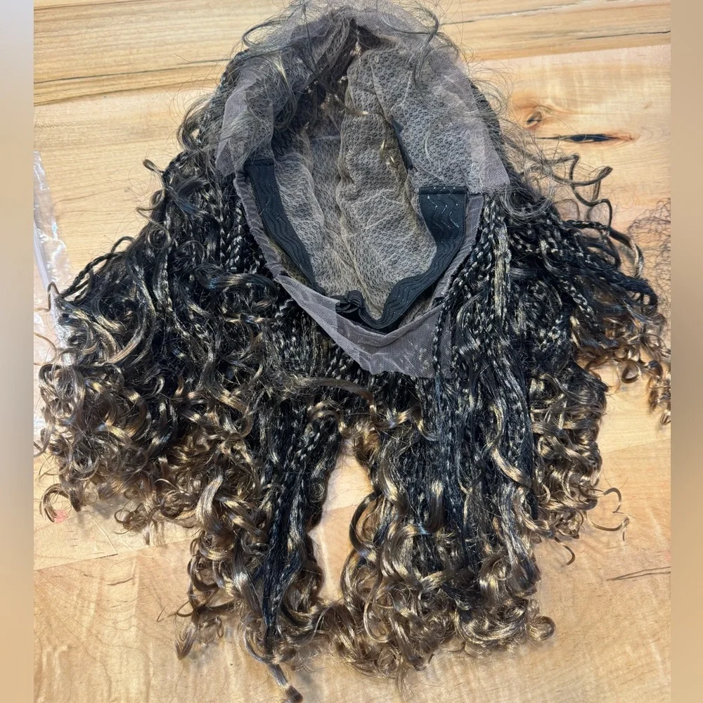 Brown/black wig - Picture 1 of 6